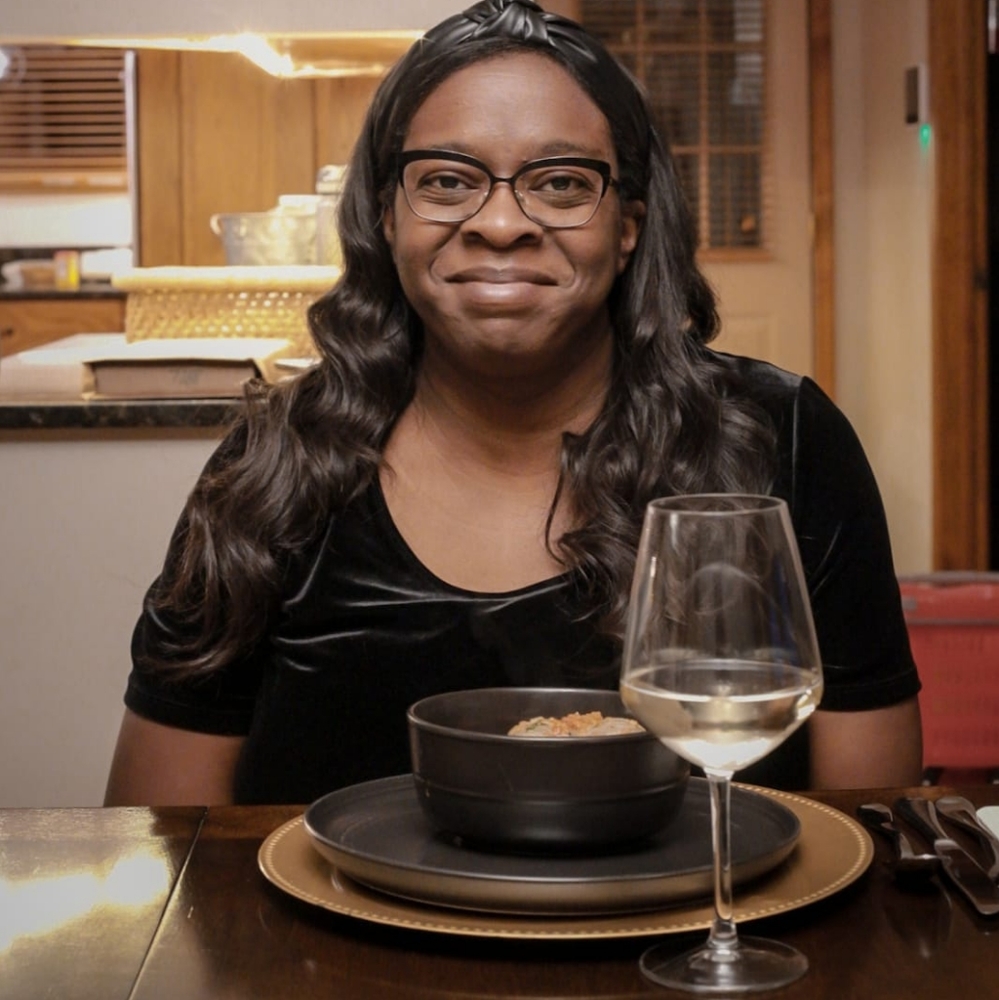 Meet your Posher, Esther